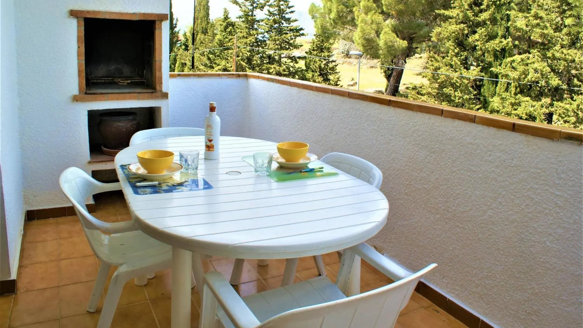 Apartamento En Roses Parking Y Piscina Comunitaria Av-54